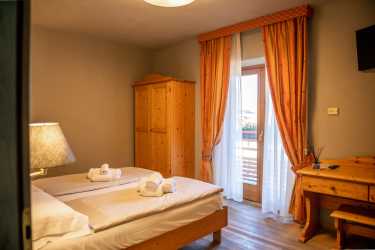 !tr_error=pl->oboz_mlodziezowy_zagraniczny!, Włochy 2025 - Obóz narciarski (13-19 lat). Skipass w cenie !!!